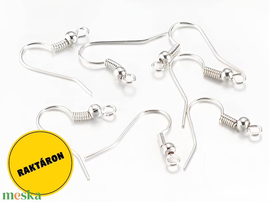 Ezüst színű akasztós fülbevalóalap 40 db/csomag - kellékek & szerszámok - ékszerkellék - fülbevaló alap - Meska.hu