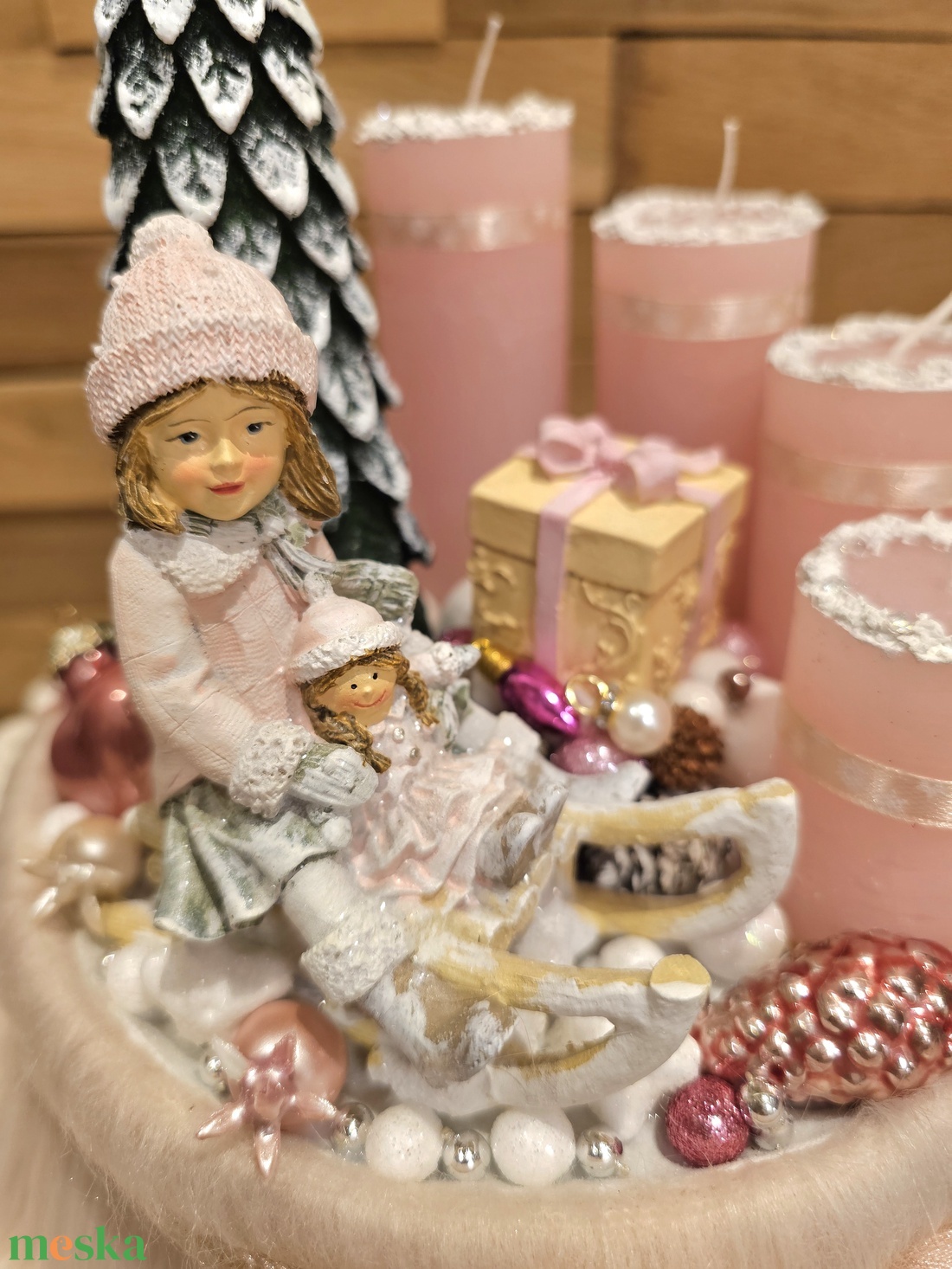 Rózsaszín téli jelenetes asztali dekoráció - karácsony - adventi díszek - adventi asztaldísz - Meska.hu