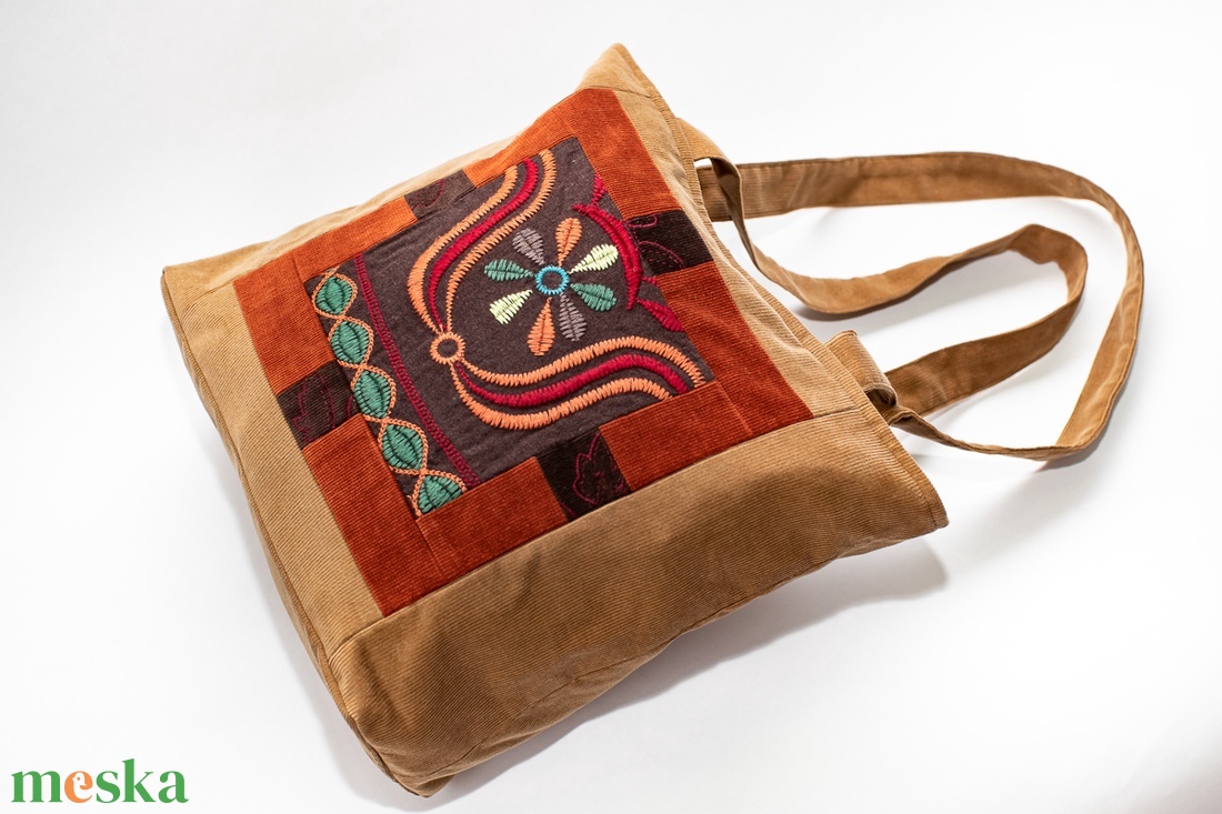 Őszí hímzett táska - táska & tok - kézitáska & válltáska - válltáska - Meska.hu