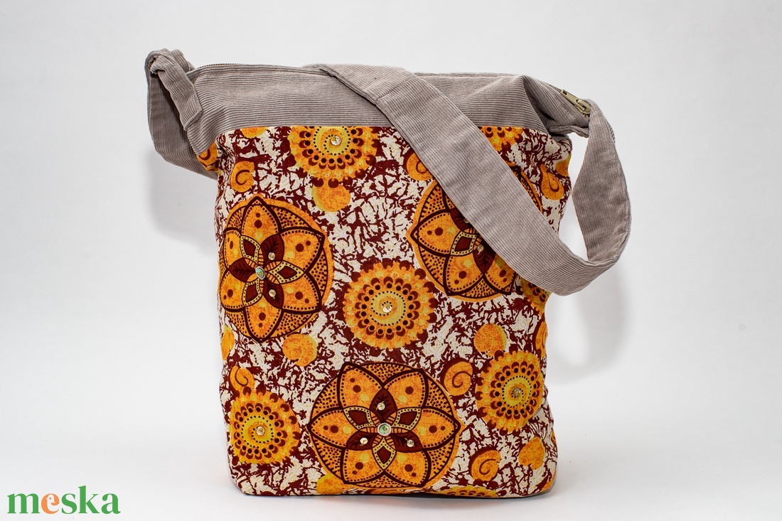 Narancs-bézs táska - táska & tok - kézitáska & válltáska - tarisznya - Meska.hu