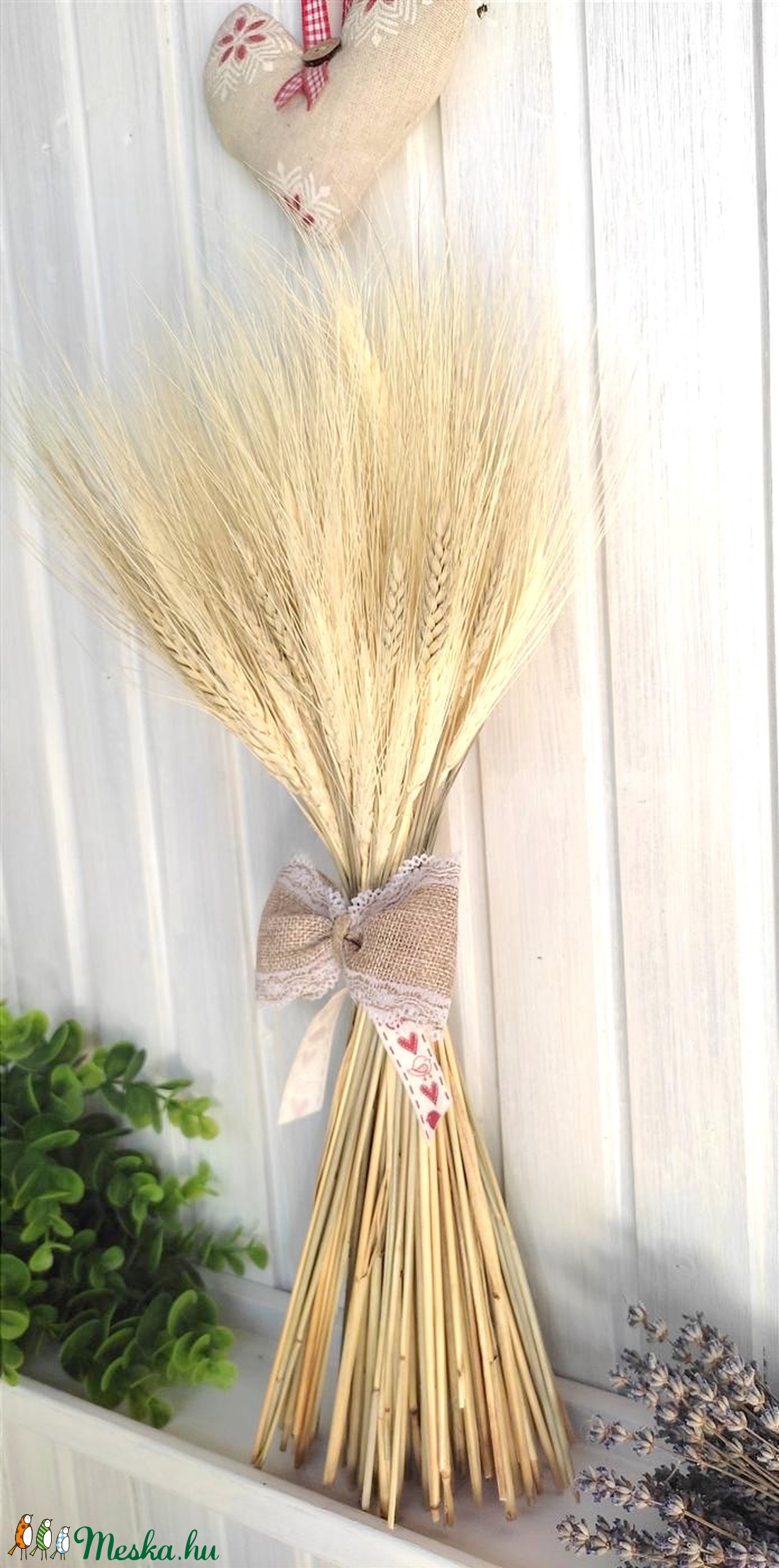 Száraz virág csokor: búza kalász 47 cm magas, natúr és szíves+madaras szalaggal - otthon & életmód - dekoráció - Meska.hu