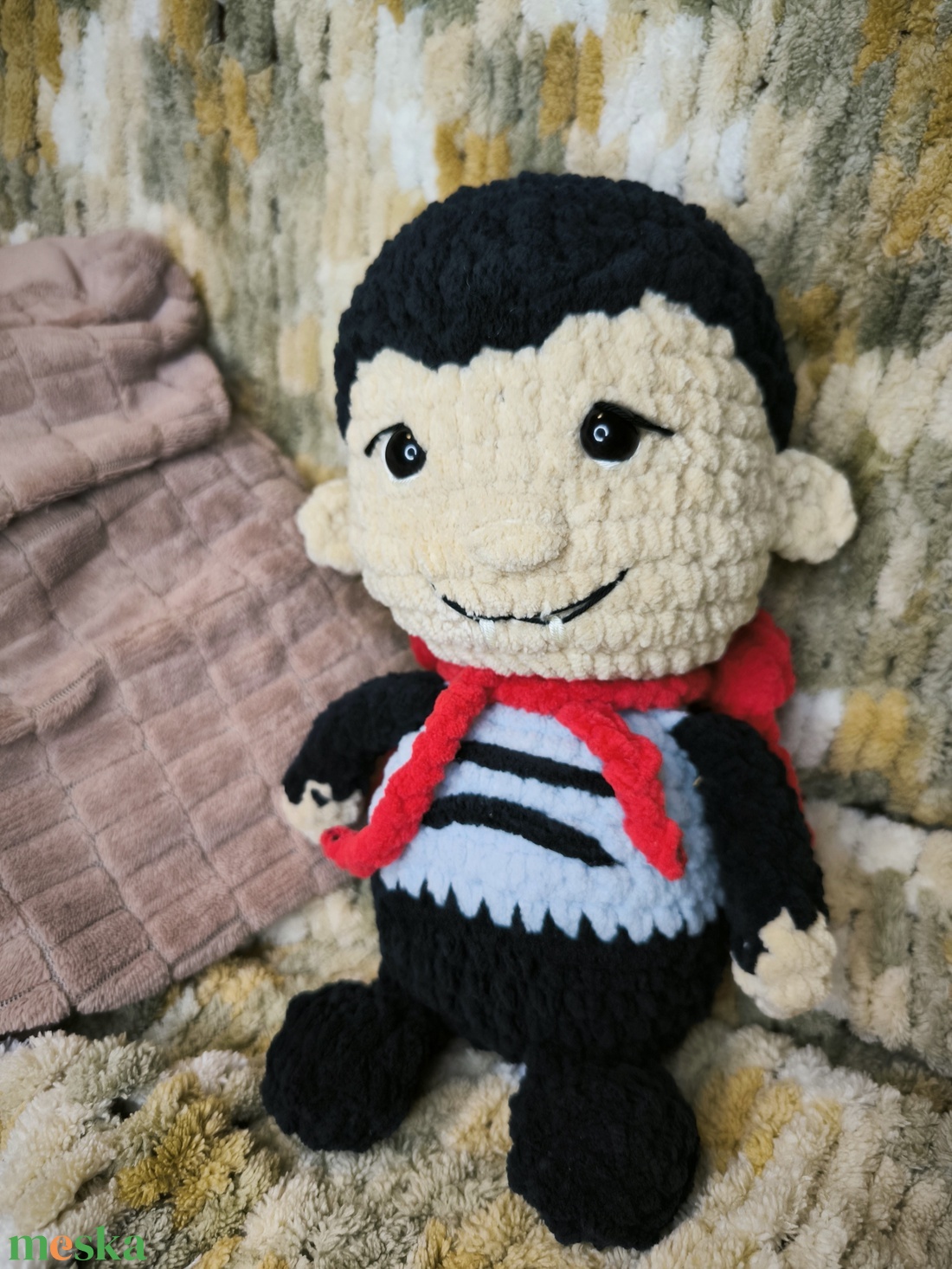 Horgolt vámpír  - játék & sport - plüssállat & játékfigura - más figura - Meska.hu