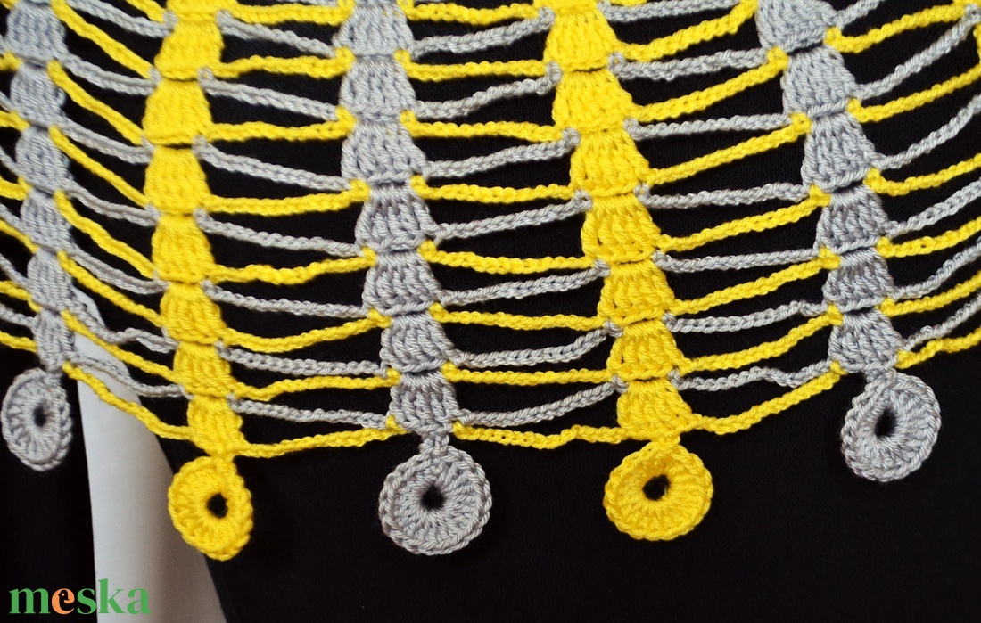 Napsárga - szürke - horgolt körgallér - ruha & divat - női ruha - bolero - Meska.hu Napsárga - szürke - horgolt körgallér - ruha & divat - női ruha - bolero - Meska.hu