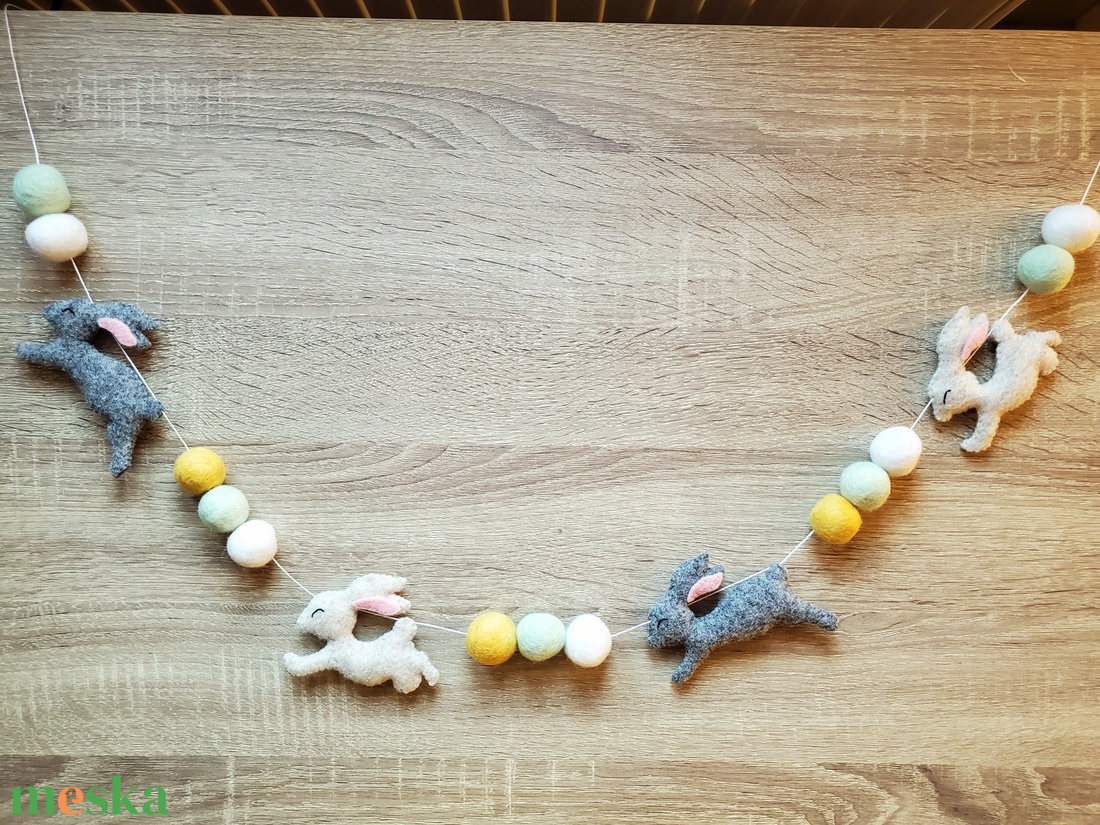 Nyuszis girland, füzér kiságyra, falra, polc alá - otthon & életmód - babaszoba, gyerekszoba - babaszoba, gyerekszoba - Meska.hu