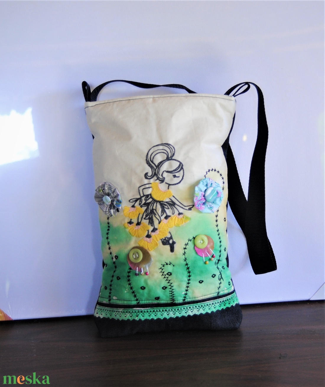 Tavirózsa- sárga-zöld  színárnyalatban táska, válltáska - táska & tok - kézitáska & válltáska - vállon átvethető táska - Meska.hu