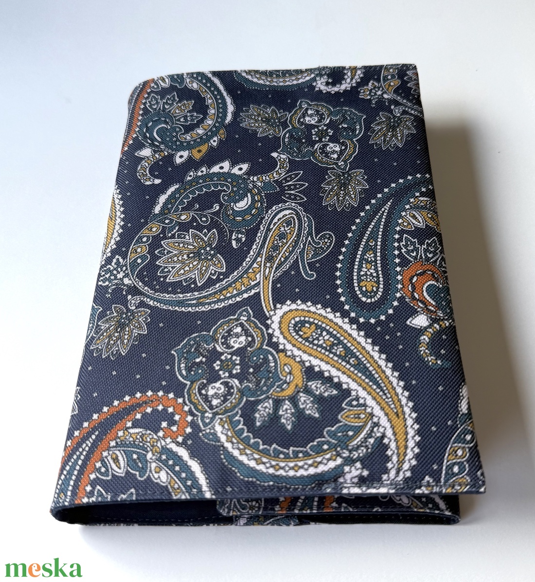 Gyöngyvászon / textil könyvborító - otthon & életmód - papír, írószer - könyv- és füzetborító - Meska.hu