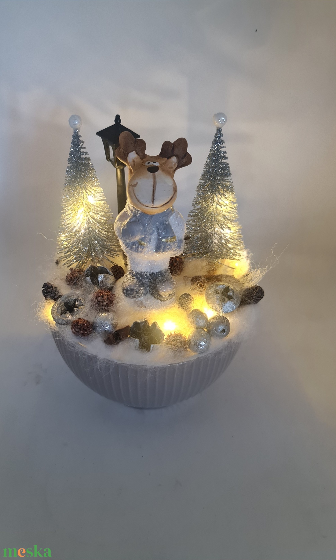 Szarvas kerámia kaspóban LED világítással - karácsony - adventi díszek - adventi asztaldísz - Meska.hu Szarvas kerámia kaspóban LED világítással - karácsony - adventi díszek - adventi asztaldísz - Meska.hu