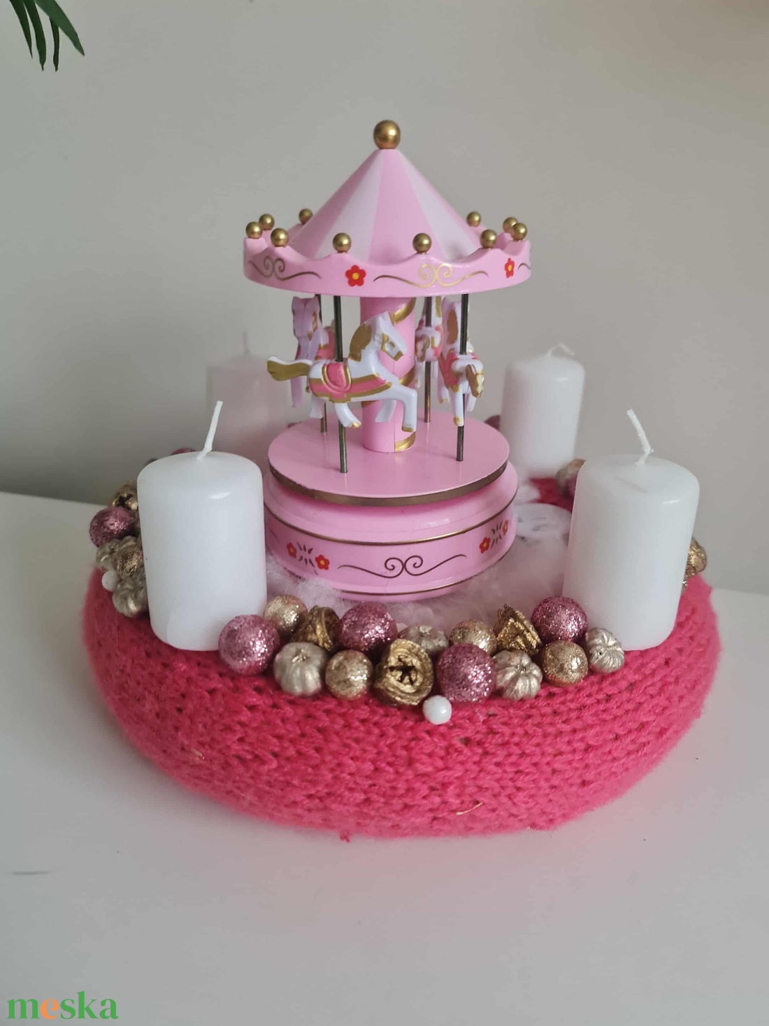 Zenélő körhintás, LED világítással készült adventi koszorú - karácsony - adventi díszek - adventi koszorú - Meska.hu