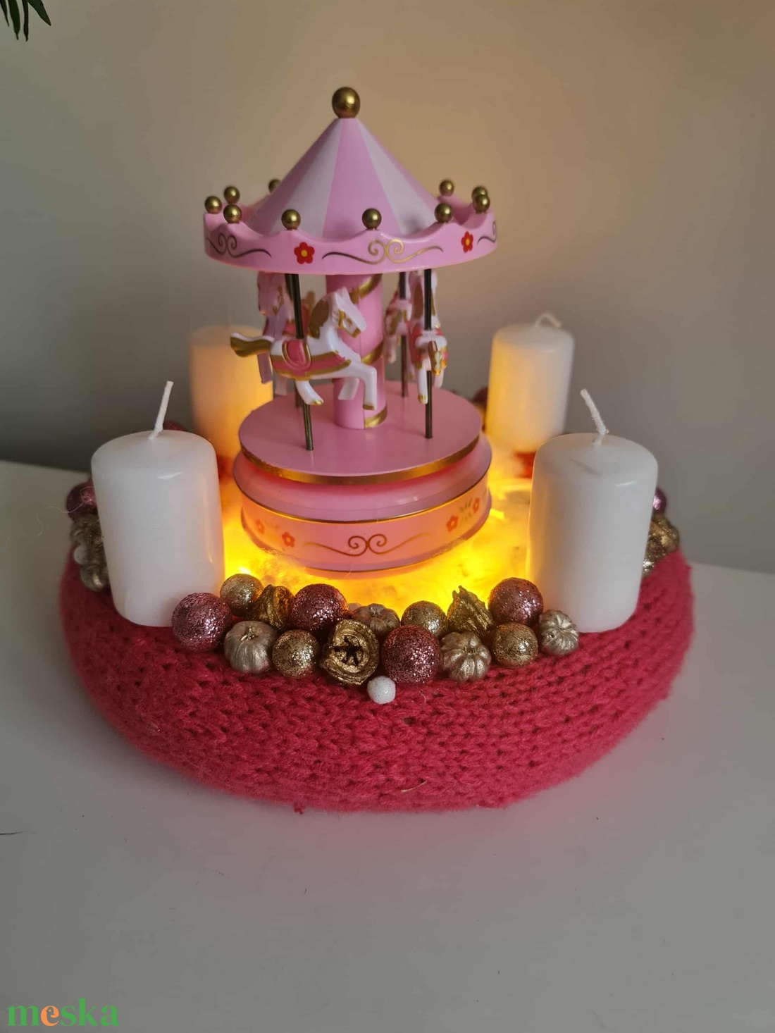 Zenélő körhintás, LED világítással készült adventi koszorú - karácsony - adventi díszek - adventi koszorú - Meska.hu