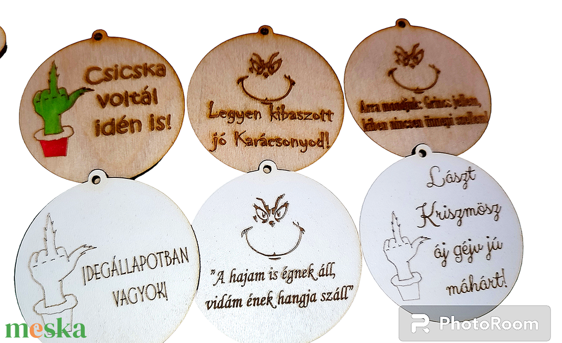 Grincs karácsonyfa díszek, egyedi felirattal - karácsony - karácsonyi lakásdekoráció - karácsonyfadíszek - Meska.hu Grincs karácsonyfa díszek, egyedi felirattal - karácsony - karácsonyi lakásdekoráció - karácsonyfadíszek - Meska.hu