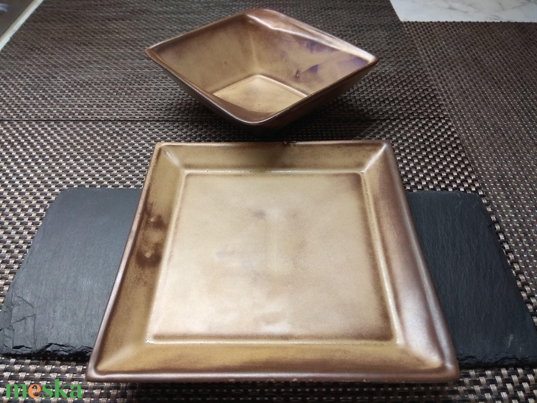 Reggeliző szett - barna színű két részes tányér szett - otthon & lakás - konyhafelszerelés, tálalás - tálalás - tányér & étkészlet - Meska.hu