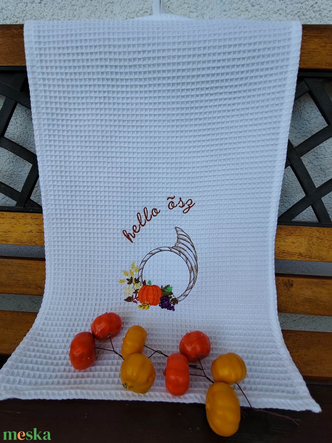 Himzett törlőkendő - otthon & életmód - konyhafelszerelés, tálalás - konyhai textil - szalvéta - Meska.hu