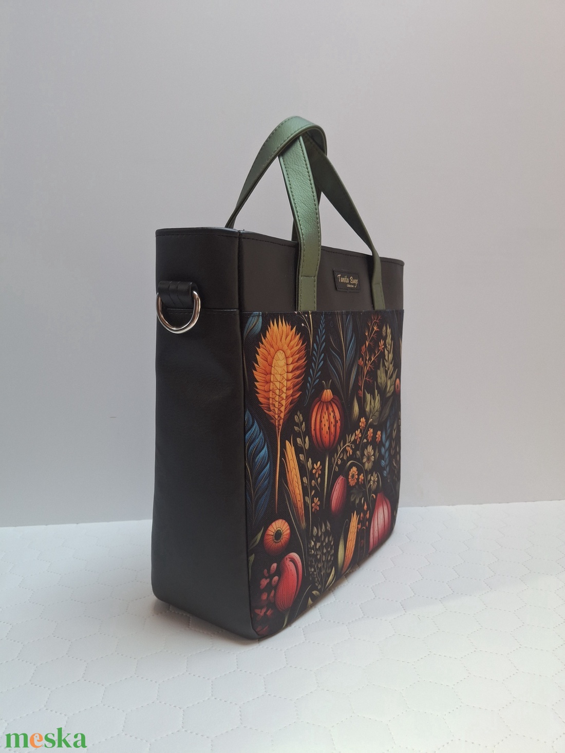 Virág mintás kézi és válltáska - táska & tok - kézitáska & válltáska - vállon átvethető táska - Meska.hu