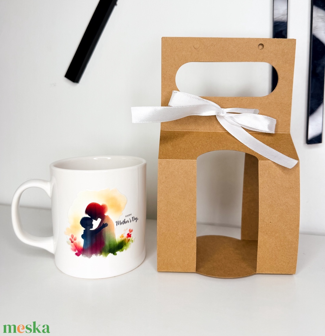 Anyák napi ajándék bögre - Egy ölelés anyának - otthon & életmód - konyhafelszerelés, tálalás - tálalás - bögre & csésze - Meska.hu