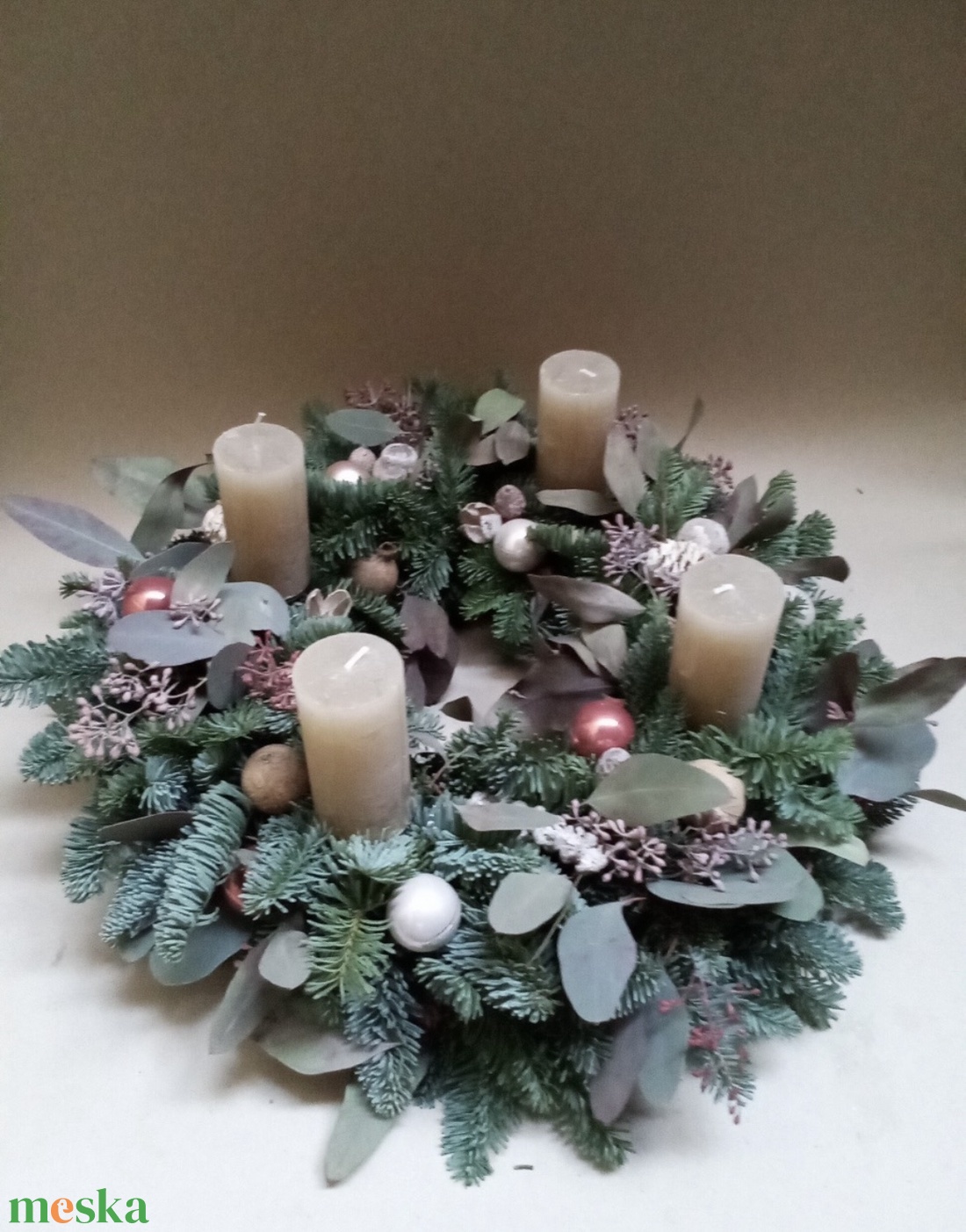 Adventi koszorú élővirág - otthon & életmód - dekoráció - virágdísz és tartó - csokor & virágdísz - Meska.hu Adventi koszorú élővirág - otthon & életmód - dekoráció - virágdísz és tartó - csokor & virágdísz - Meska.hu