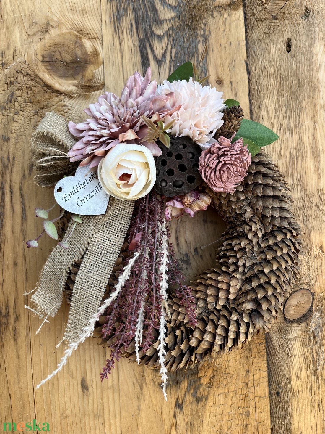 Toboz sírdísz, koszorú , 25 cm. - otthon & életmód - vallás - temetkezési tárgy - sírdísz, kegyeleti dísz - Meska.hu Toboz sírdísz, koszorú , 25 cm. - otthon & életmód - vallás - temetkezési tárgy - sírdísz, kegyeleti dísz - Meska.hu