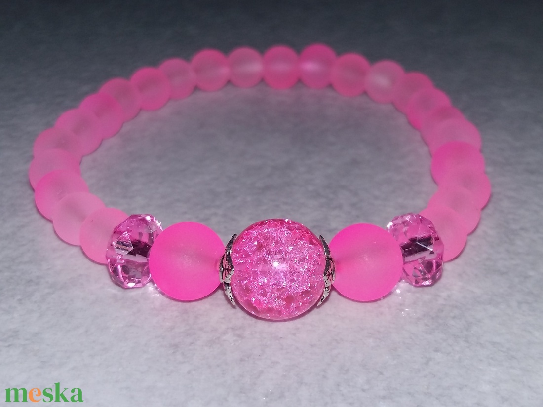 Pink jeges karkötő - ékszer - karkötő - bogyós karkötő - Meska.hu Pink jeges karkötő - ékszer - karkötő - bogyós karkötő - Meska.hu