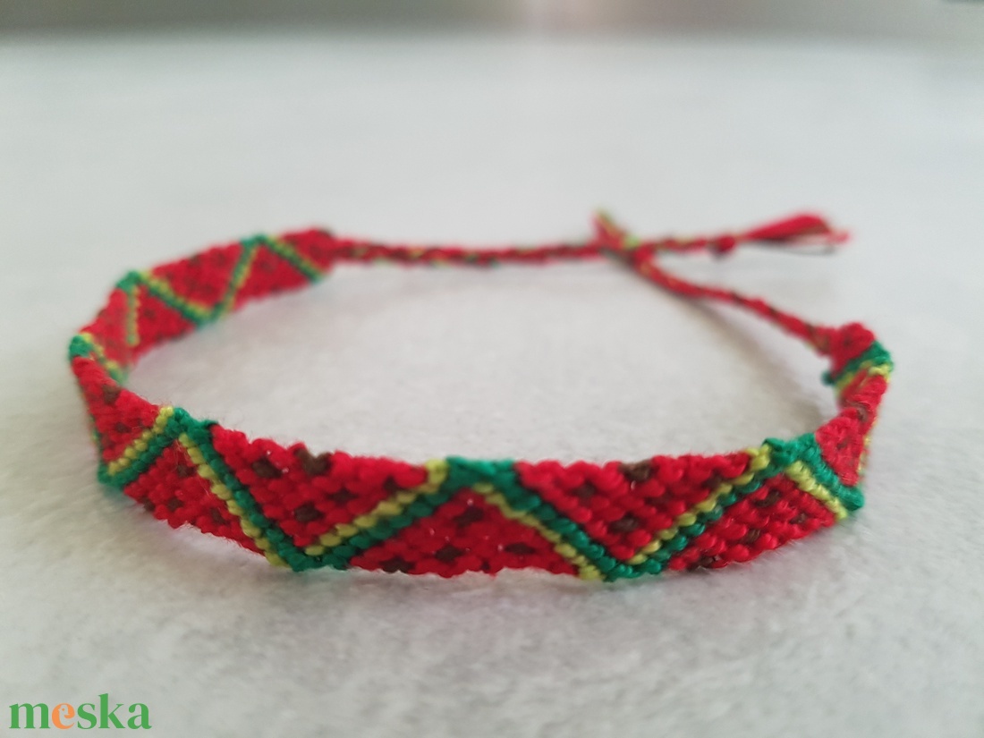 Csomózott dinnye karkötő - ékszer - karkötő - fonott karkötő - Meska.hu