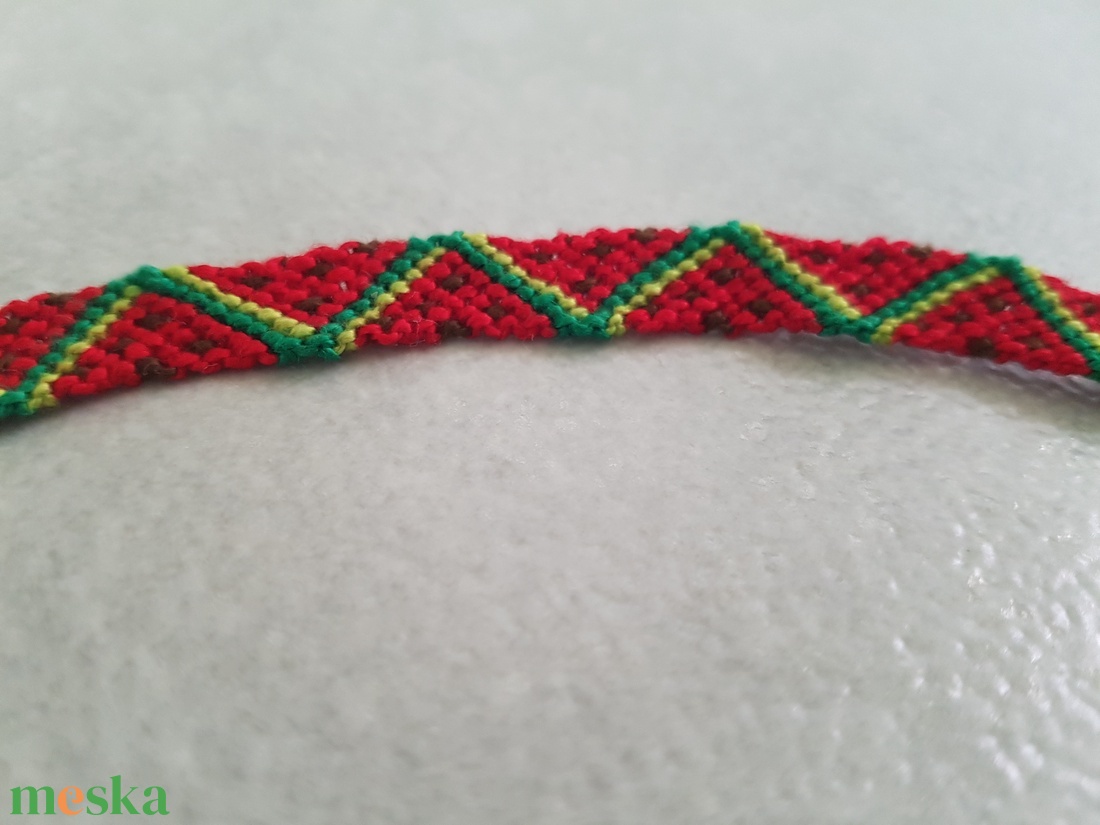 Csomózott dinnye karkötő - ékszer - karkötő - fonott karkötő - Meska.hu