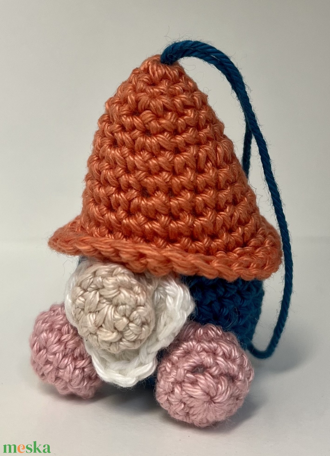 Horgolt manó karácsonyfadísz - karácsony - karácsonyi lakásdekoráció - karácsonyfadíszek - Meska.hu