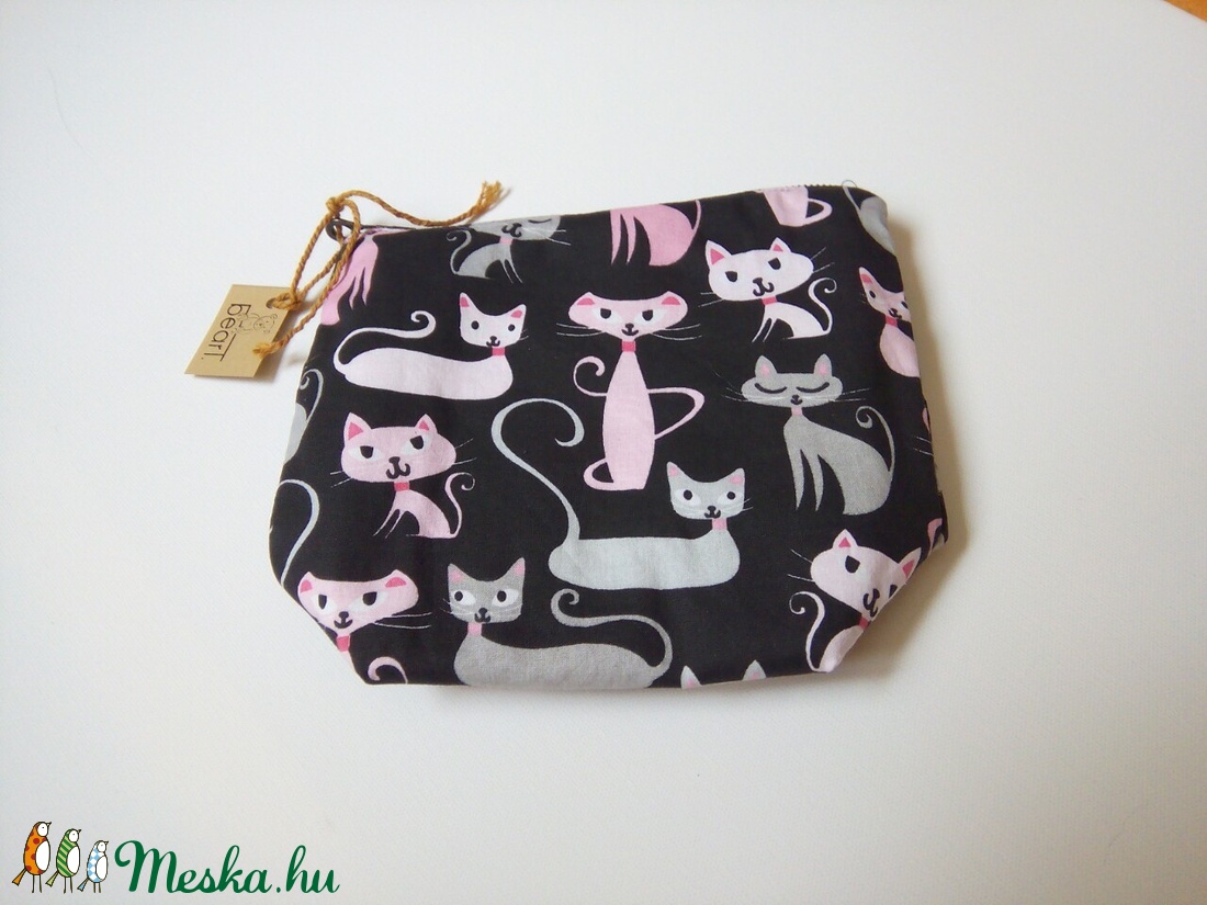 Fekete cicás neszesszer -  - Meska.hu