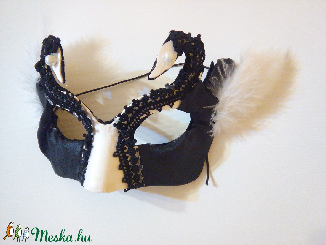 Maszk, fekete selyemmel  -  - Meska.hu