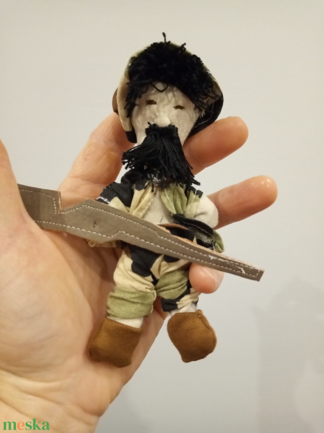 glaszkatalin rendelésére Vadász -  - Meska.hu