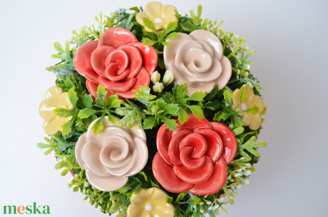 Rózsaboxok, kerámia virágcsokor, rózsacsokor - otthon & életmód - virágdekoráció - virágok - virágbox - Meska.hu