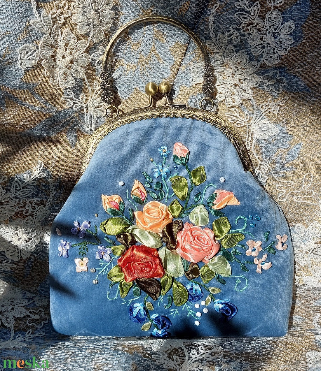 Kézzel készített kézitáska. Kézzel hímzett. - táska & tok - kézitáska & válltáska - kézitáska - Meska.hu