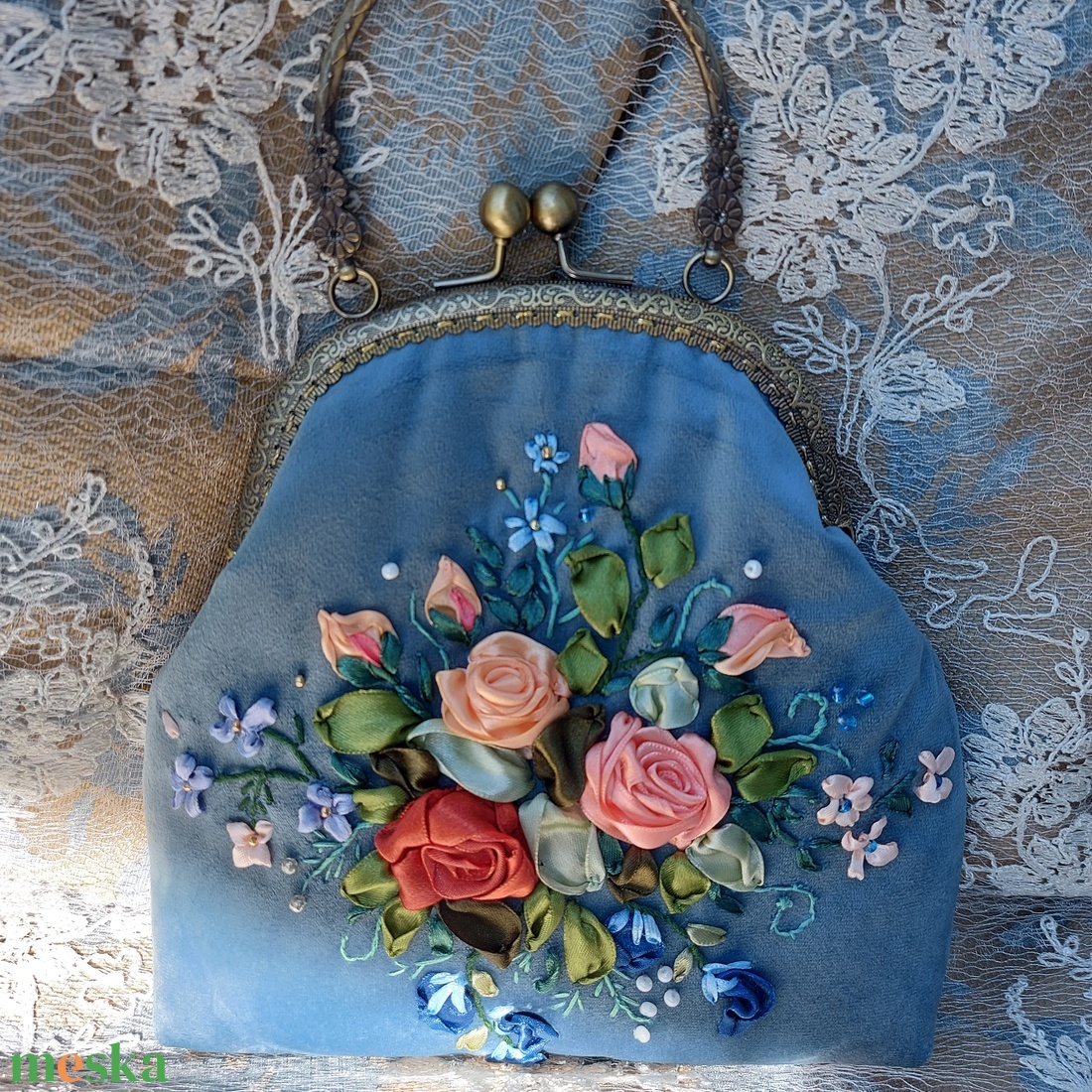 Kézzel készített kézitáska. Kézzel hímzett. - táska & tok - kézitáska & válltáska - kézitáska - Meska.hu