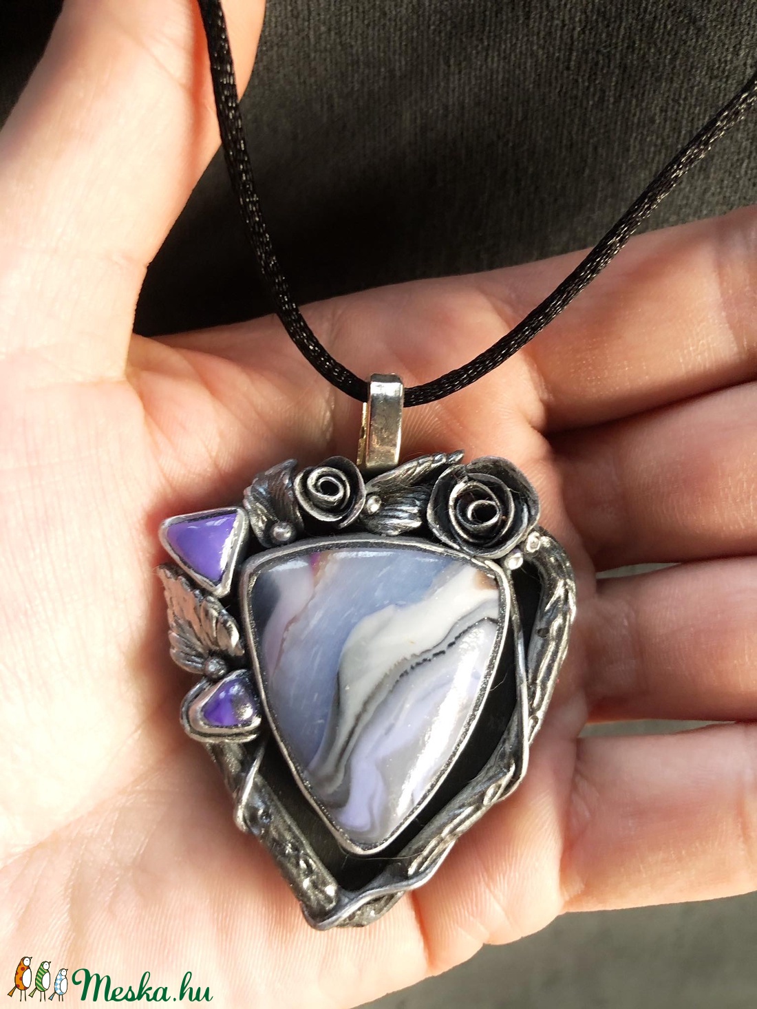 Antik hatású lila köves nyaklánc - ékszer - nyaklánc - medálos nyaklánc - Meska.hu