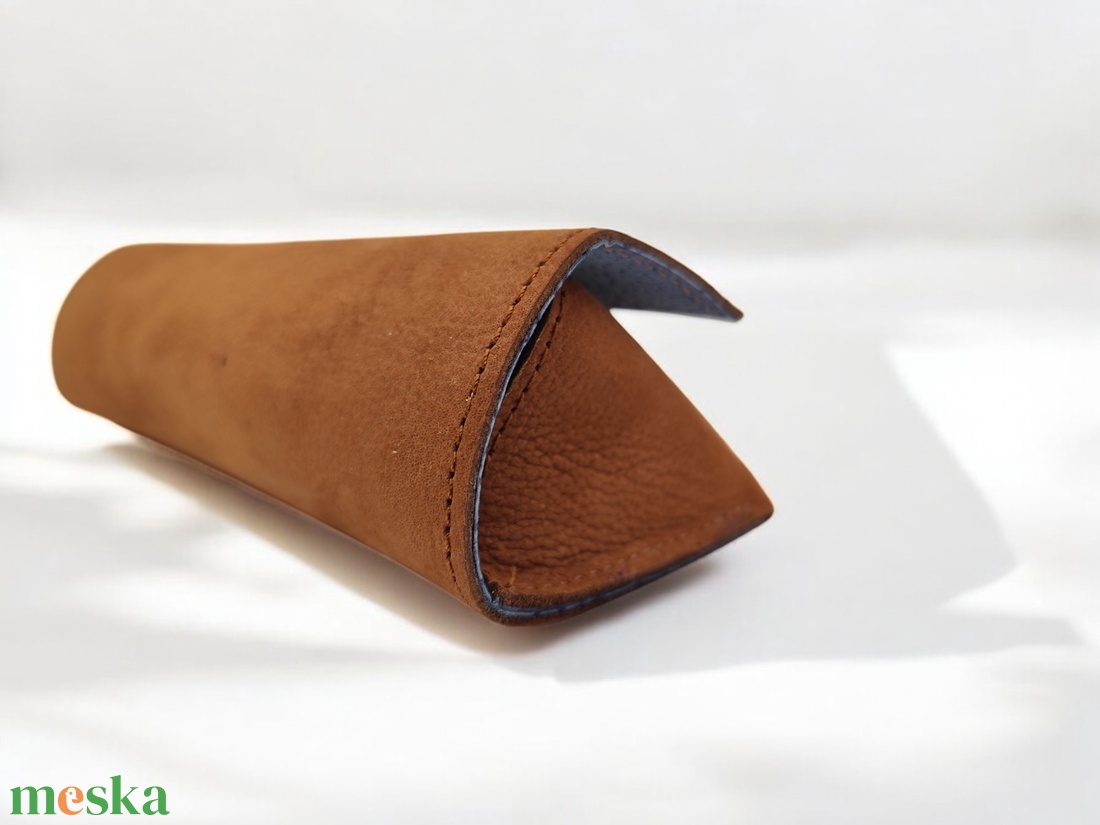 TATU bőr szemüvegtok - táska & tok - pénztárca & más tok - szemüvegtok - Meska.hu