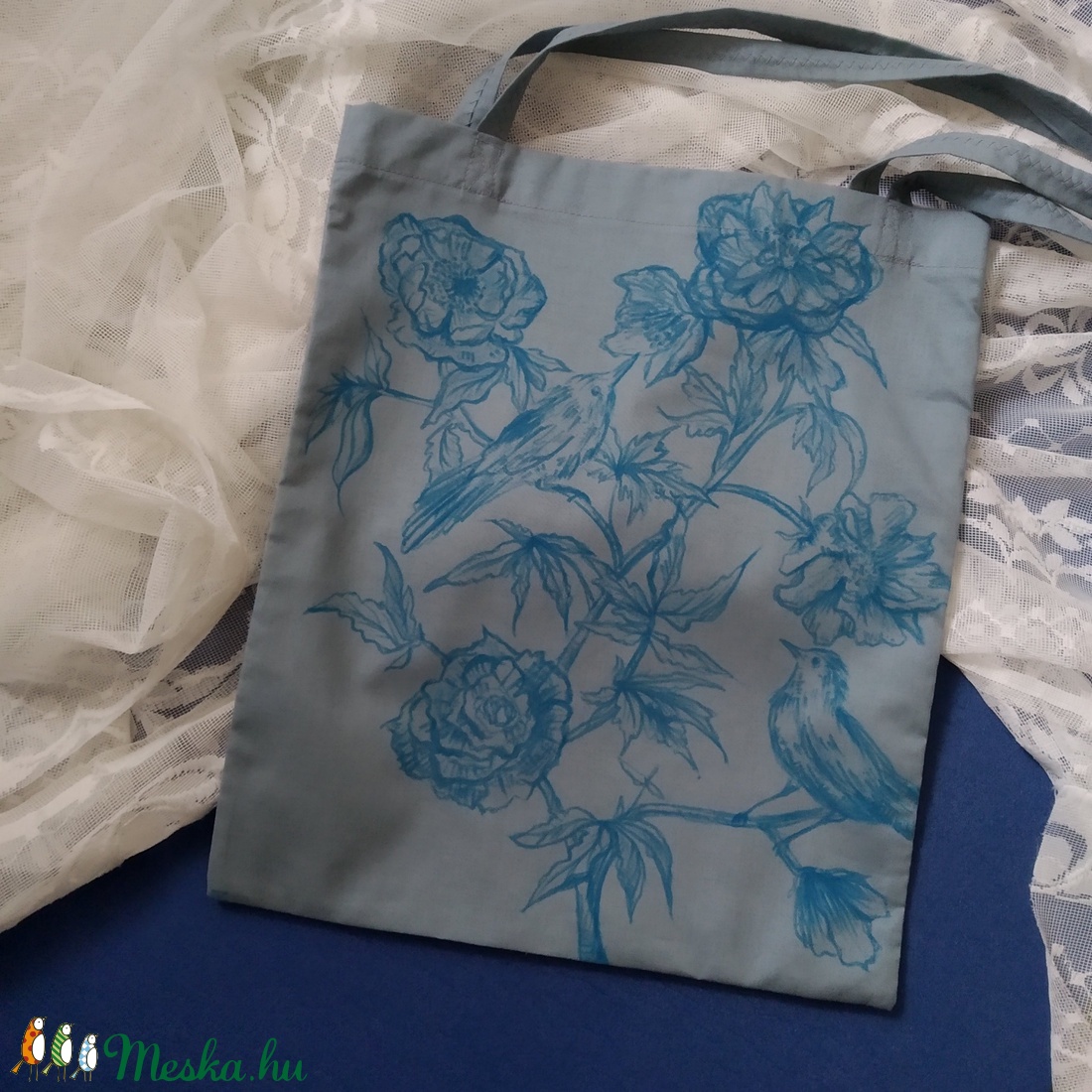 kék madarak festett virágos rajz, világoskék-halványszürke vászontáska - táska & tok - bevásárlás & shopper táska - shopper, textiltáska, szatyor - Meska.hu kék madarak festett virágos rajz, világoskék-halványszürke vászontáska - táska & tok - bevásárlás & shopper táska - shopper, textiltáska, szatyor - Meska.hu