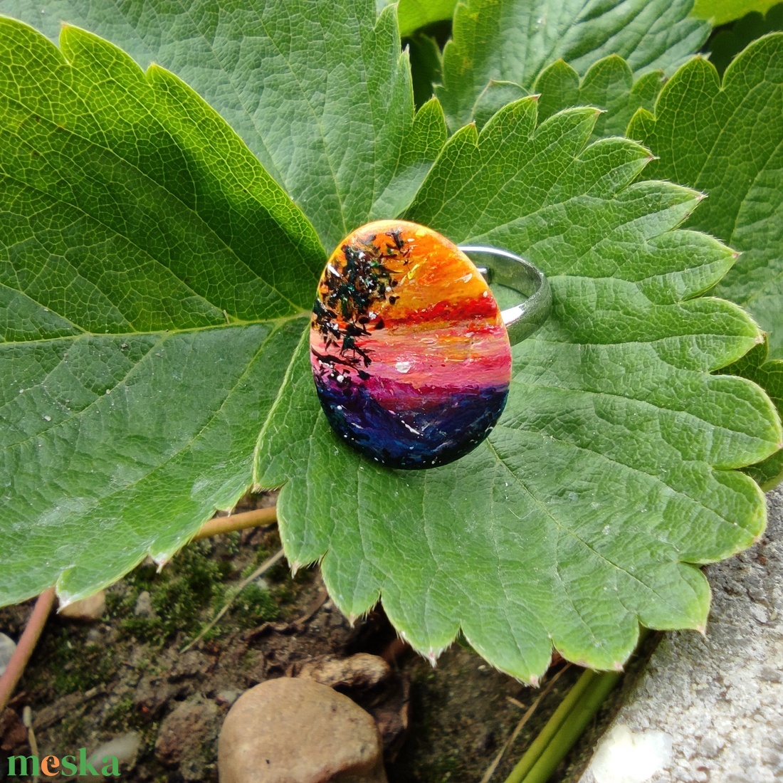 mini naplementés kézzel festett tájképes kavics  naplemente a völgyben gyűrű - ékszer - gyűrű - szoliter gyűrű - Meska.hu mini naplementés kézzel festett tájképes kavics  naplemente a völgyben gyűrű - ékszer - gyűrű - szoliter gyűrű - Meska.hu