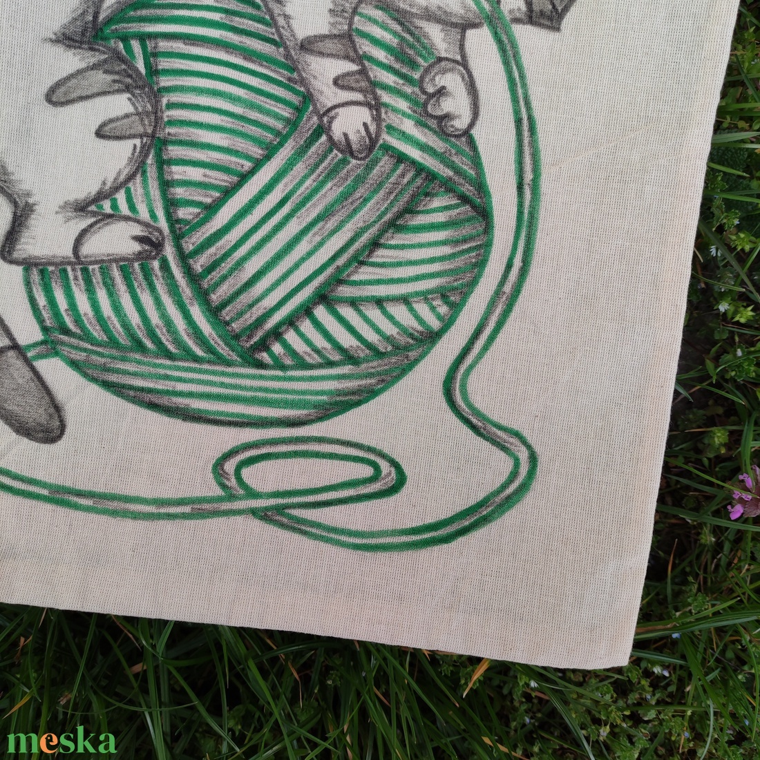 gombolyag cica, kézzel rajzolt natúr vászontáska - táska & tok - bevásárlás & shopper táska - shopper, textiltáska, szatyor - Meska.hu