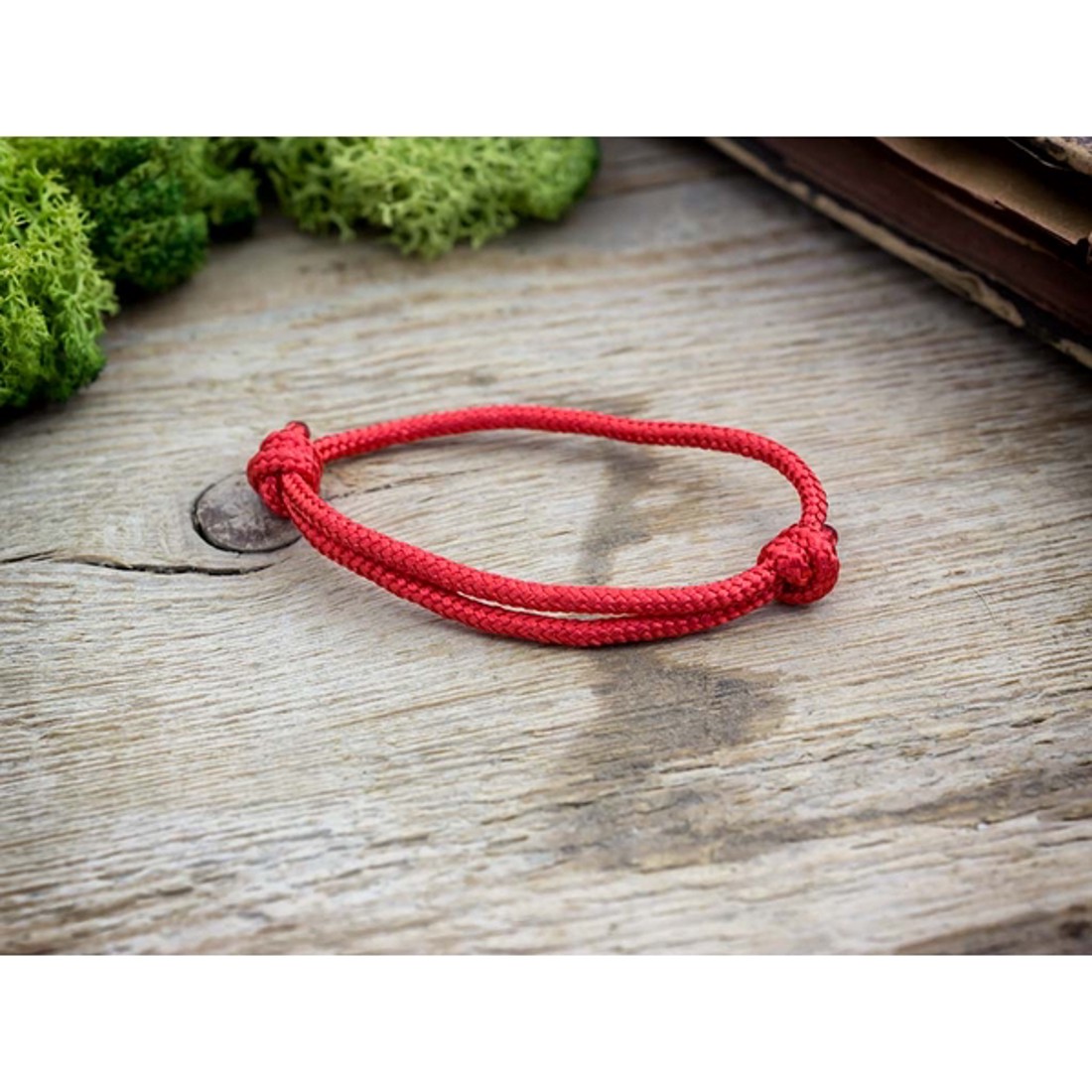 Kabbala védelmező vörös paracord bébi karkötő - ékszer - karkötő - fonott karkötő - Meska.hu Kabbala védelmező vörös paracord bébi karkötő - ékszer - karkötő - fonott karkötő - Meska.hu