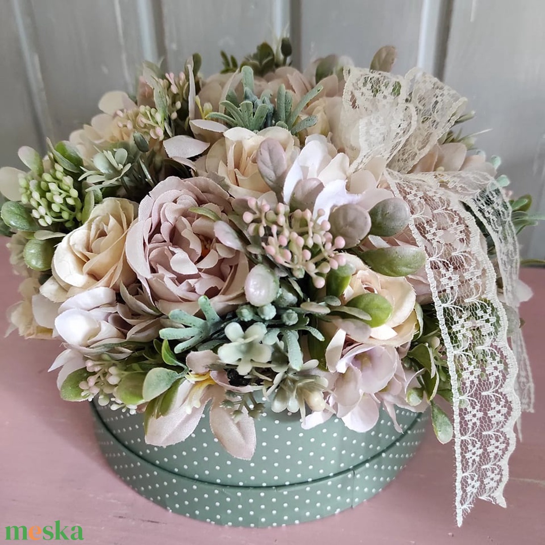 Vintage virágbox,asztaldísz - otthon & életmód - dekoráció - asztal és polc dekoráció - asztaldísz - Meska.hu