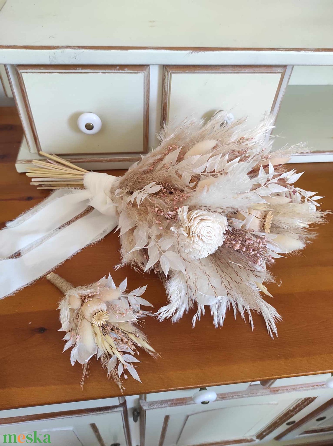 Menyasszonyi csokor kitűzővel(boho 2.) - esküvő - menyasszonyi- és dobócsokor - Meska.hu Menyasszonyi csokor kitűzővel(boho 2.) - esküvő - menyasszonyi- és dobócsokor - Meska.hu