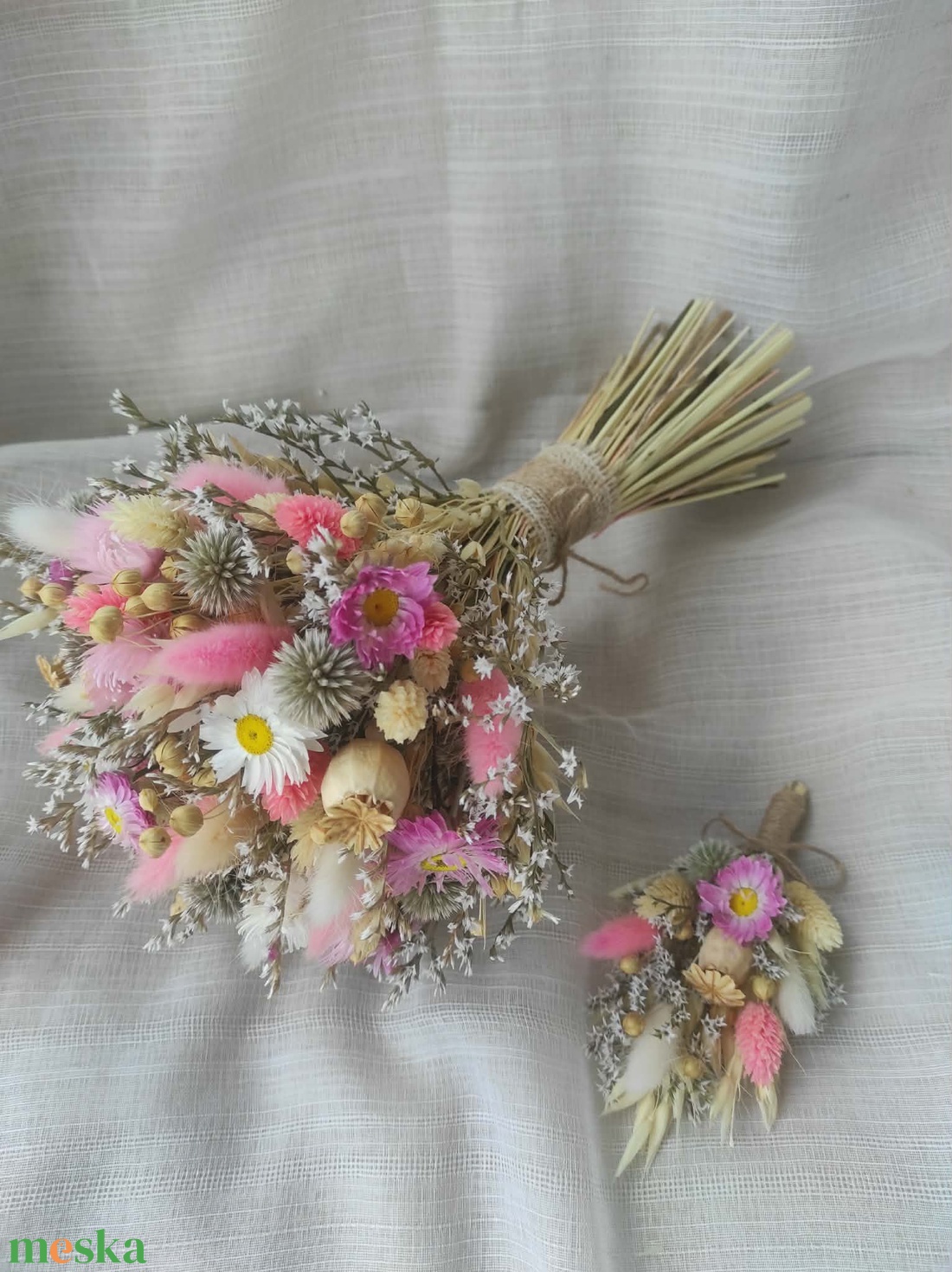 Menyasszonyi csokor kitűzővel(natúr-rózsaszín) - esküvő - menyasszonyi- és dobócsokor - Meska.hu