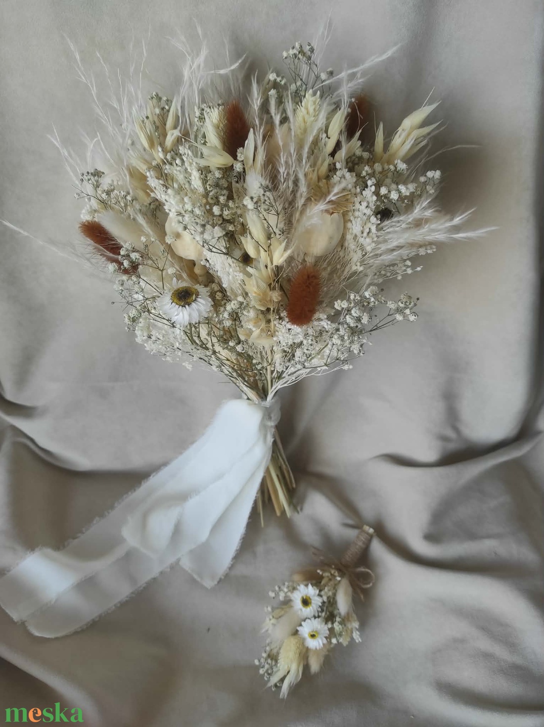 Menyasszonyi csokor kitűzővel(beige-fehér) - esküvő - menyasszonyi- és dobócsokor - Meska.hu