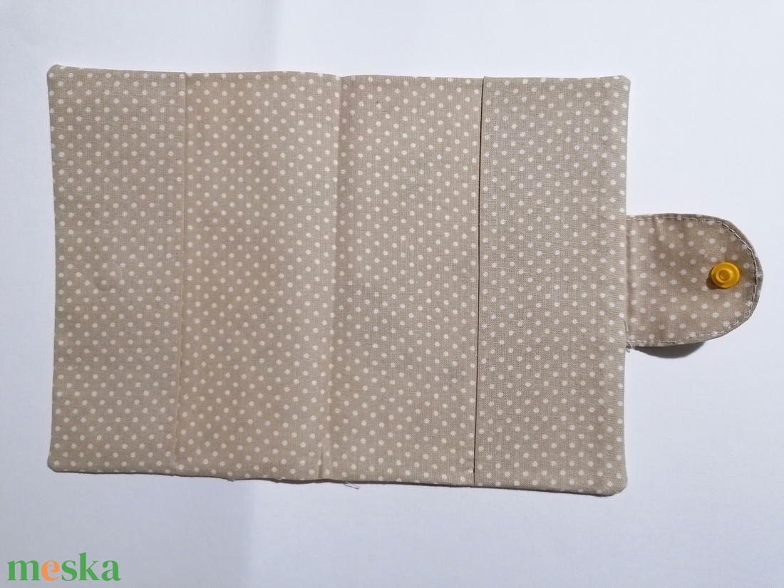 Textil egészségügyi kiskönyv borító - erdei állatok  - otthon & életmód - papír, írószer - egészségügyi kiskönyv borító - Meska.hu