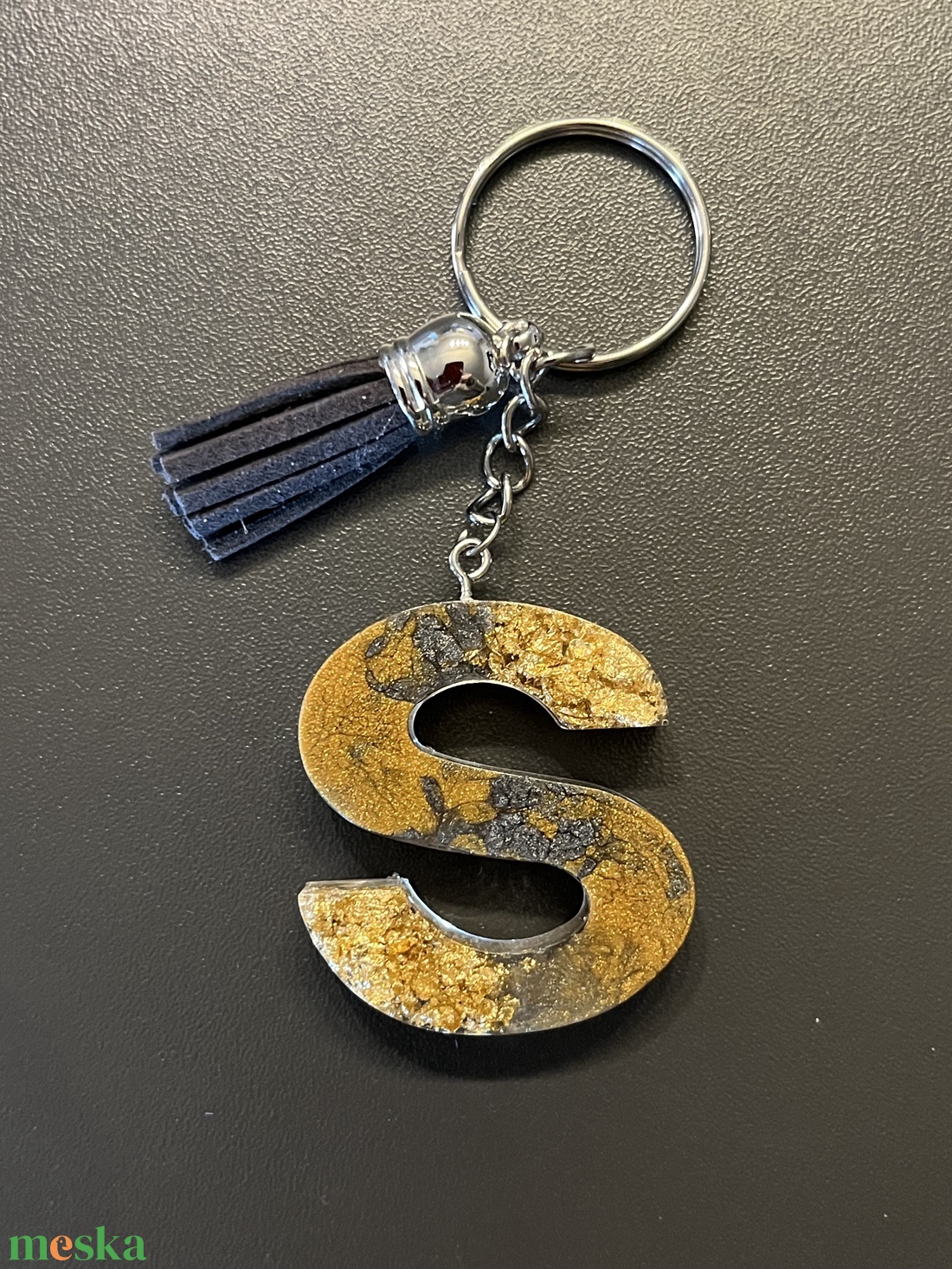 Egyedi gyanta betű-S - táska & tok - kulcstartó & táskadísz - kulcstartó - Meska.hu