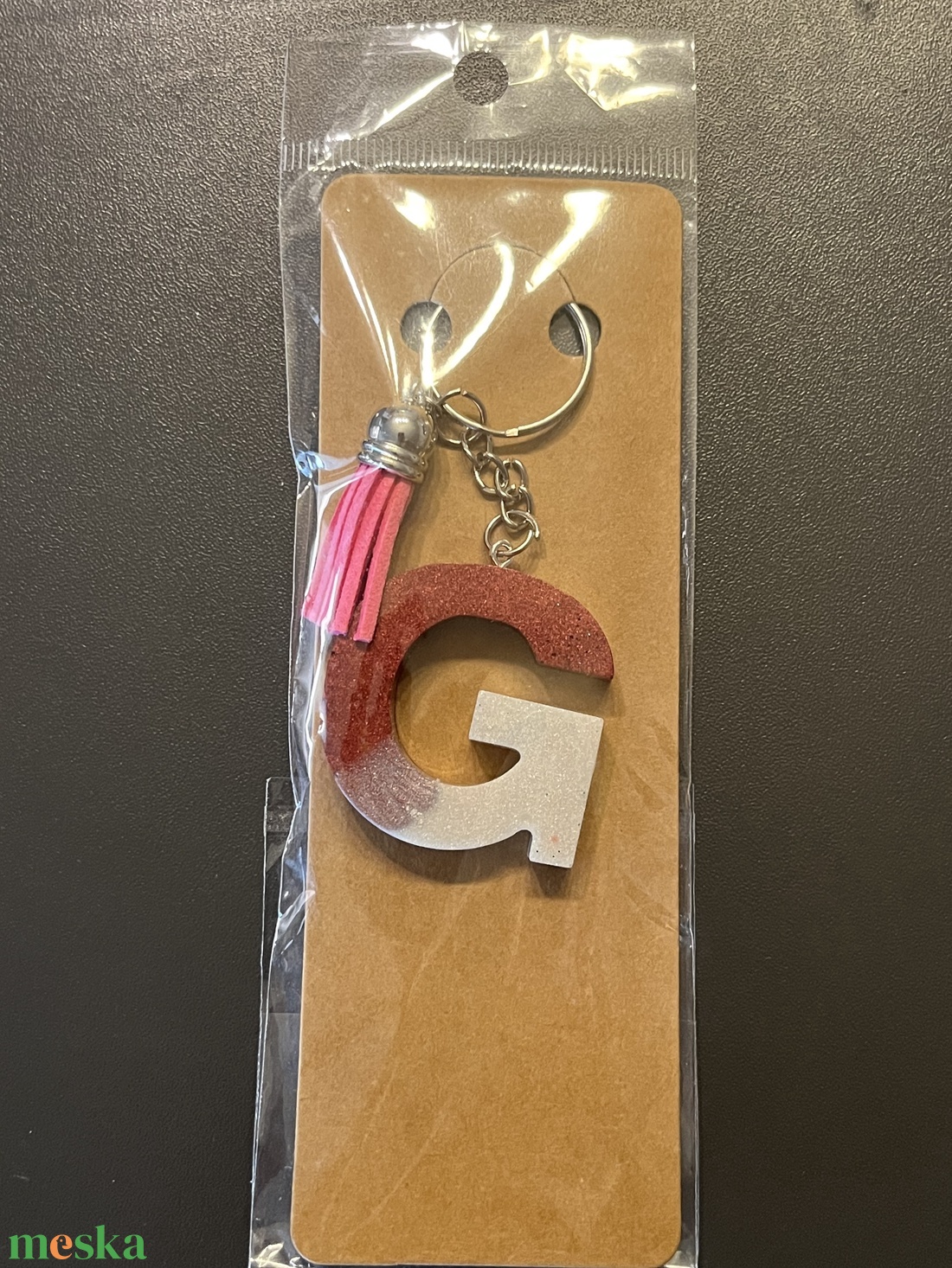 Egyedi gyanta betű-G - táska & tok - kulcstartó & táskadísz - kulcstartó - Meska.hu