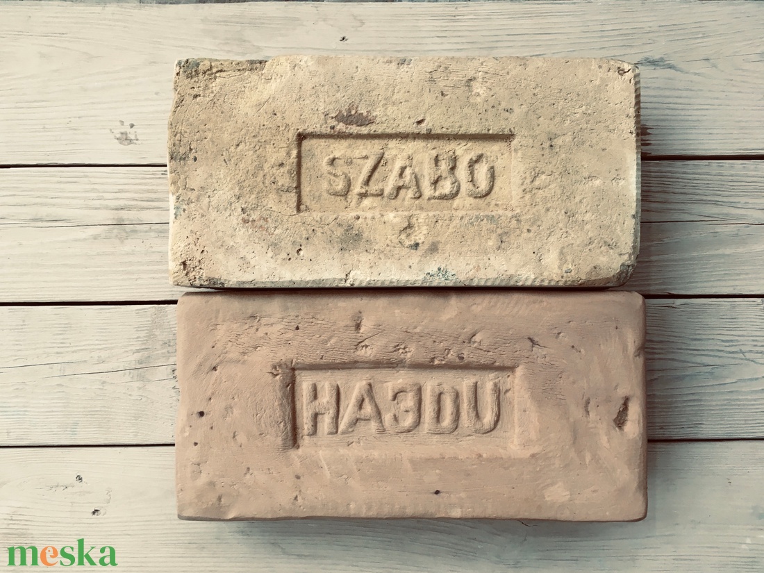 ELADÓ SZABÓ FELIRATOS RÉGI TÉGLA  - otthon & életmód - dekoráció - fali és függő dekoráció - felirat - Meska.hu