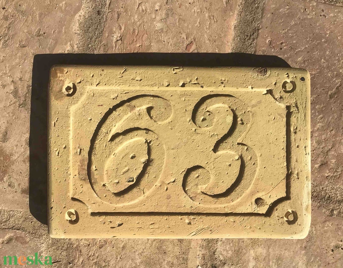 Antik téglába faragott házszám tábla - otthon & életmód - ház & kert - házszám - Meska.hu