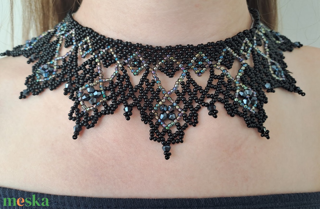Ukrán csipkés gyöngygallér, nyaklánc - ékszer - nyaklánc - nyakpánt, gallér - Meska.hu