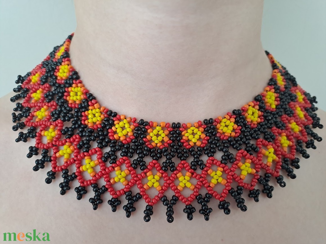Mexikói Huichol nyaklánc, gyöngygallér, etnikai ékszer - ékszer - nyaklánc - nyakpánt, gallér - Meska.hu