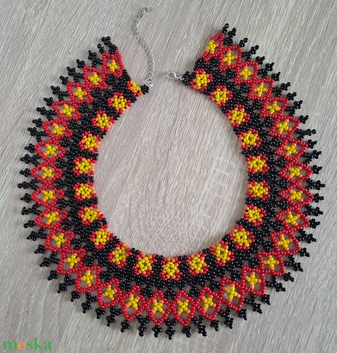 Mexikói Huichol nyaklánc, gyöngygallér, etnikai ékszer - ékszer - nyaklánc - nyakpánt, gallér - Meska.hu