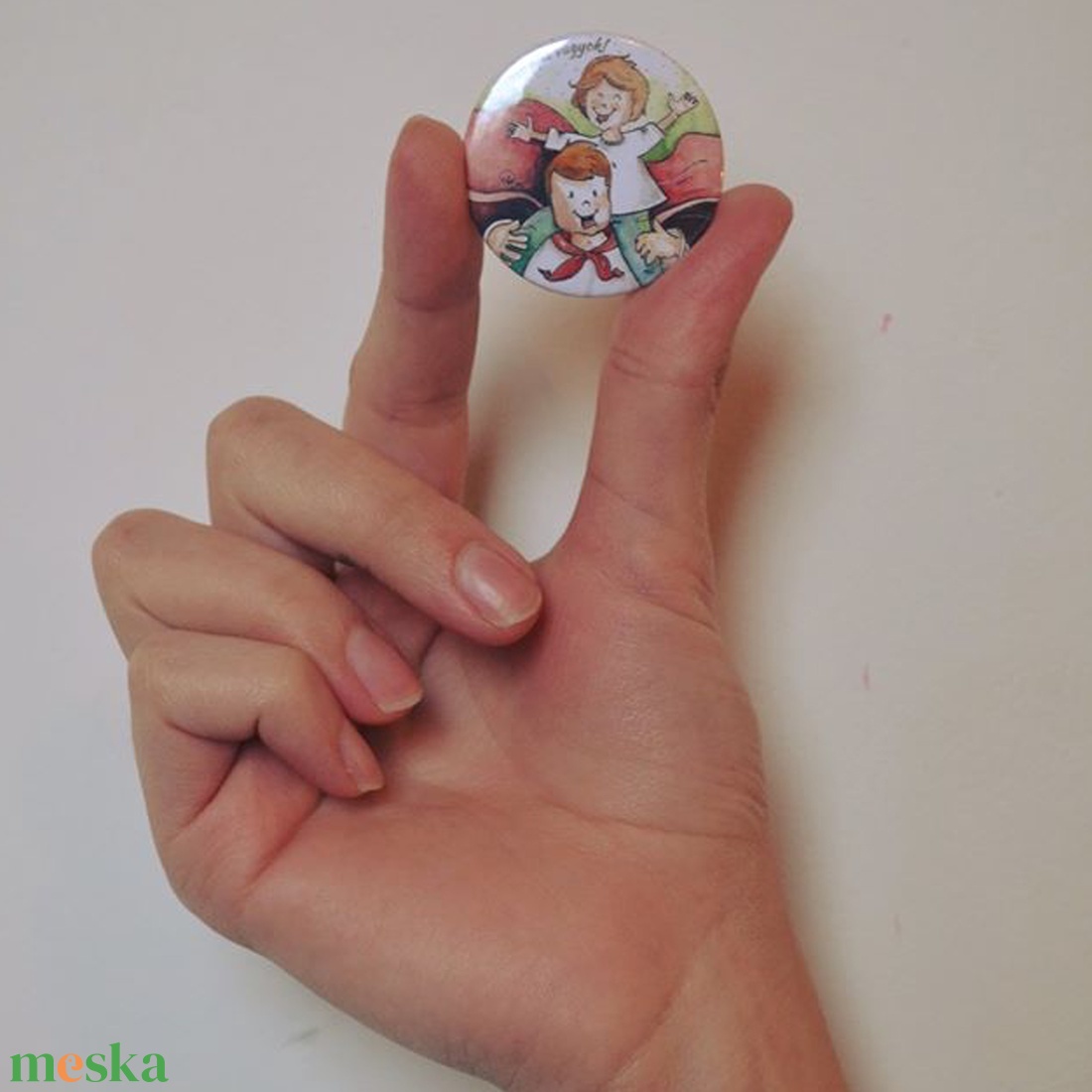 Szuper apa vagyok! kitűző - ékszer - kitűző és bross - kitűző - Meska.hu Szuper apa vagyok! kitűző - ékszer - kitűző és bross - kitűző - Meska.hu