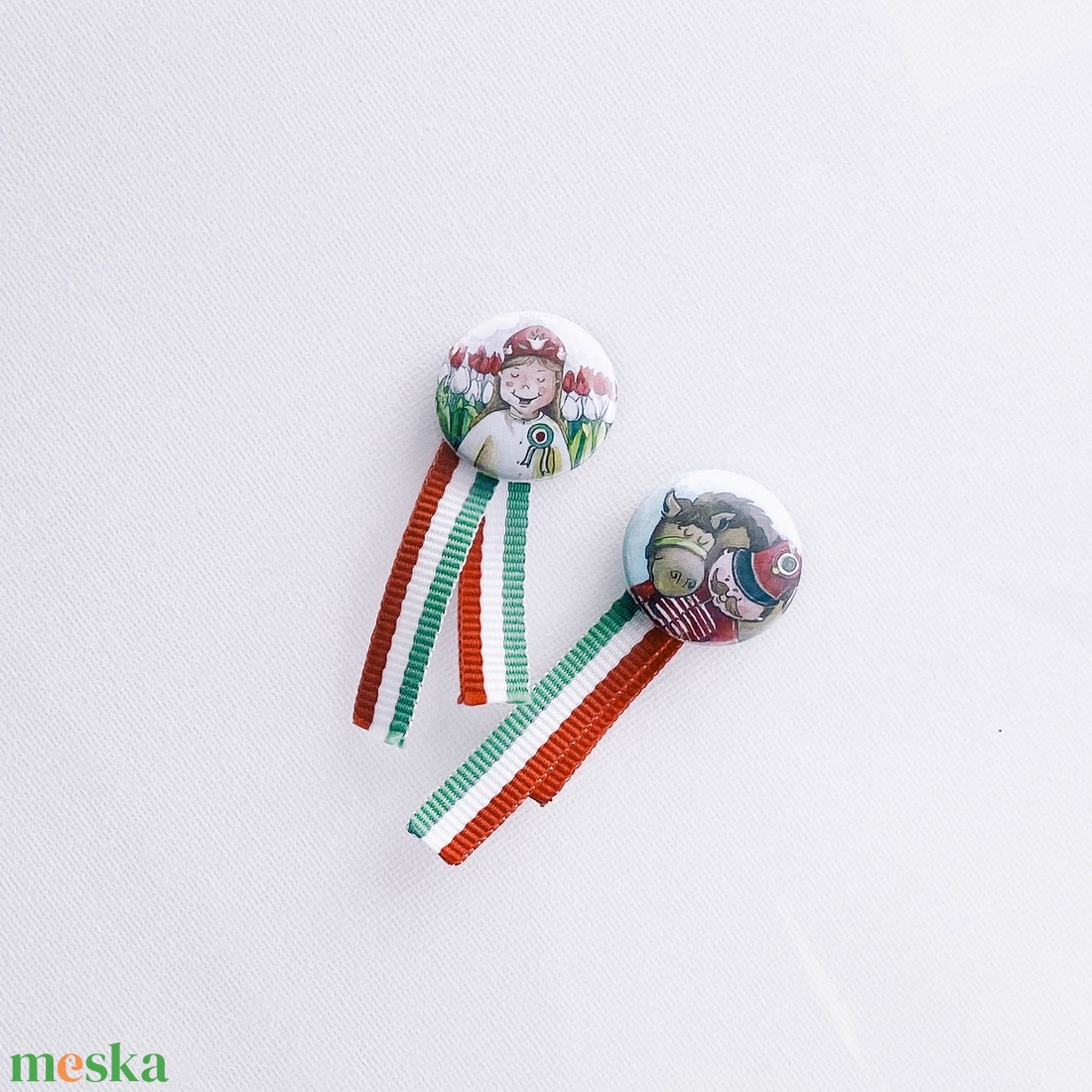 Huszáros kokárda - ékszer - kitűző és bross - Meska.hu Huszáros kokárda - ékszer - kitűző és bross - Meska.hu